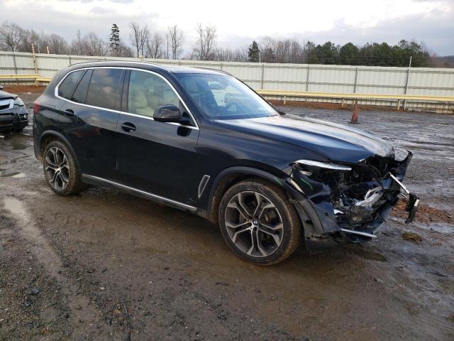 5UXCR6C04M9D76527 - 2021 BMW X5 XDRIVE40I BLACK photo 4