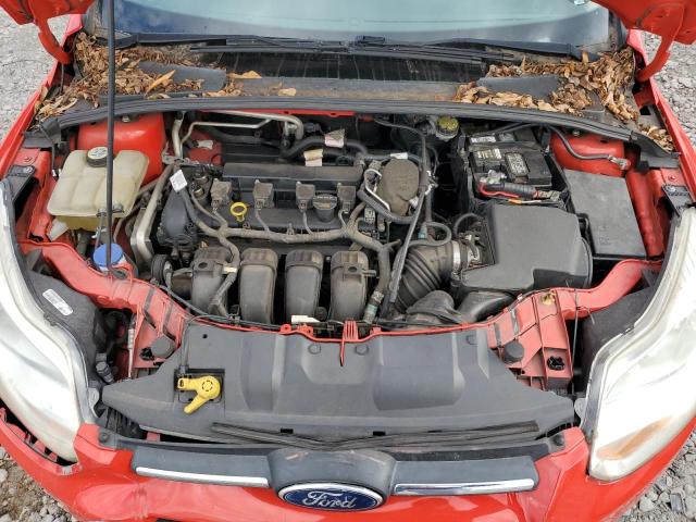 1FAHP3K24CL176007 - 2012 FORD FOCUS SE RED photo 11