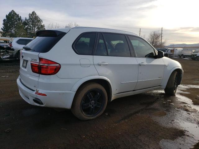 5UXZV4C53D0E13836 - 2013 BMW X5 XDRIVE35I WHITE photo 3