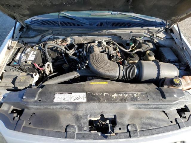 1FMRU1567YLC11264 - 2000 FORD EXPEDITION XLT SILVER photo 12