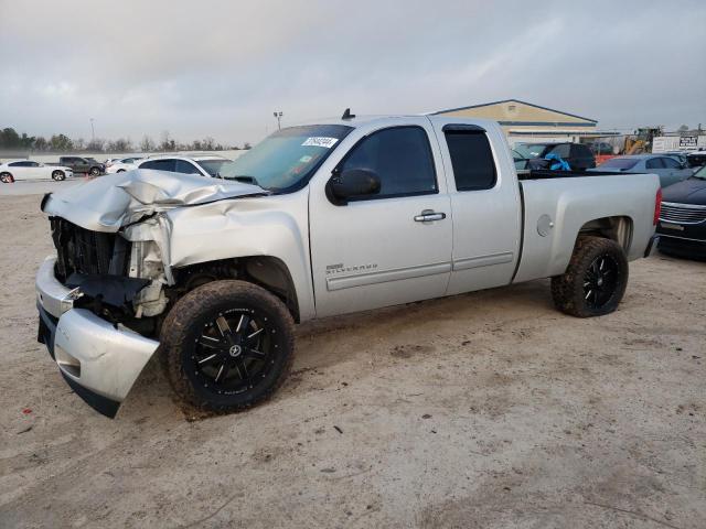 1GCRCSE05BZ363427 - 2011 CHEVROLET SILVERADO C1500 LT SILVER photo 1