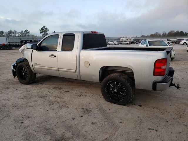 1GCRCSE05BZ363427 - 2011 CHEVROLET SILVERADO C1500 LT SILVER photo 2