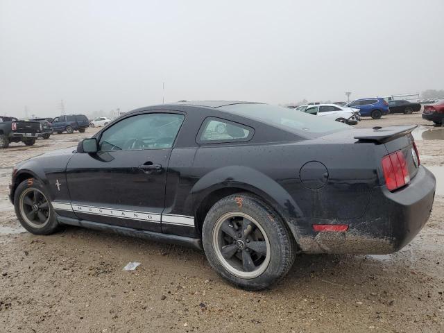 1ZVFT80NX75232305 - 2007 FORD MUSTANG BLACK photo 2