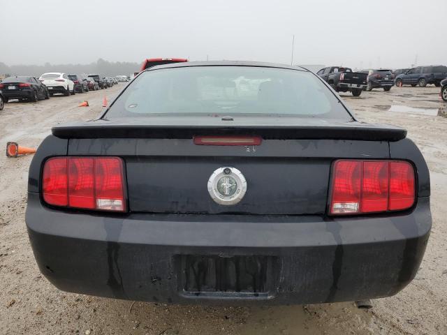 1ZVFT80NX75232305 - 2007 FORD MUSTANG BLACK photo 6