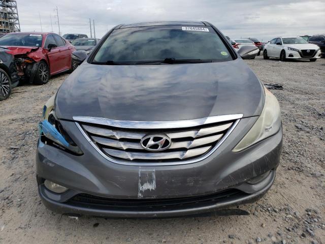 5NPEC4AB0CH386379 - 2012 HYUNDAI SONATA SE GRAY photo 5