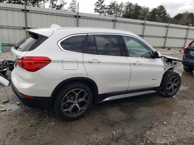 WBXHT3C30H5F68979 - 2017 BMW X1 XDRIVE28I Белый фото 3