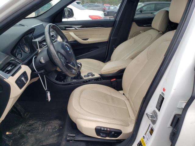 WBXHT3C30H5F68979 - 2017 BMW X1 XDRIVE28I Белый фото 7