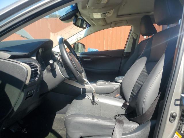 JTJYARBZ2K2158103 - 2019 LEXUS NX 300 BASE 银色 照片 7