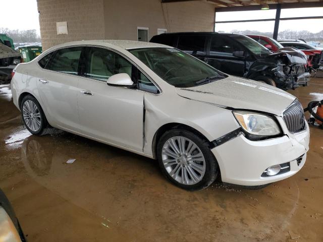 1G4PR5SK3D4247619 - 2013 BUICK VERANO CONVENIENCE WHITE photo 4