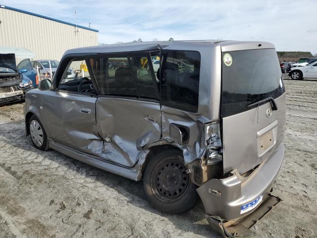 JTLKT324564107973 - 2006 TOYOTA SCION XB SILVER photo 2