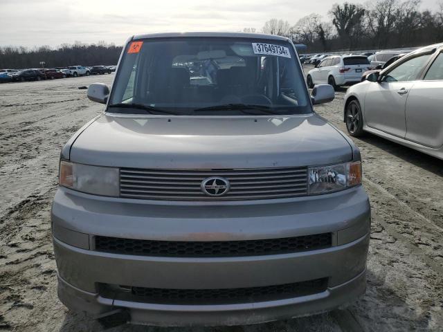 JTLKT324564107973 - 2006 TOYOTA SCION XB SILVER photo 5