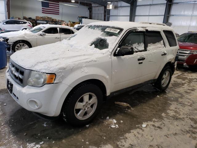 1FMCU0D72BKB74700 - 2011 FORD ESCAPE XLT WHITE photo 1