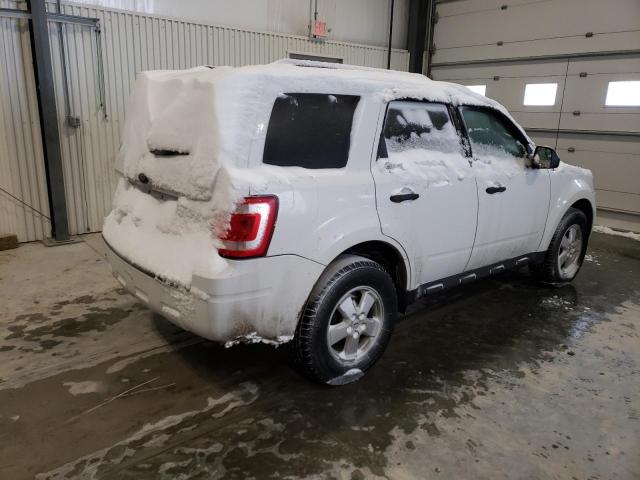 1FMCU0D72BKB74700 - 2011 FORD ESCAPE XLT WHITE photo 3