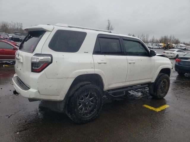 JTEBU5JR8H5432546 - 2017 TOYOTA 4RUNNER SR5/SR5 PREMIUM 白色 照片 3