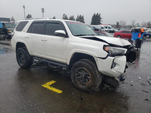 JTEBU5JR8H5432546 - 2017 TOYOTA 4RUNNER SR5/SR5 PREMIUM 白色 照片 4