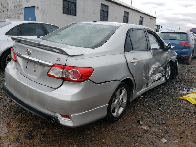 2T1BU4EE4CC786307 - 2012 TOYOTA COROLLA BASE SILVER photo 3