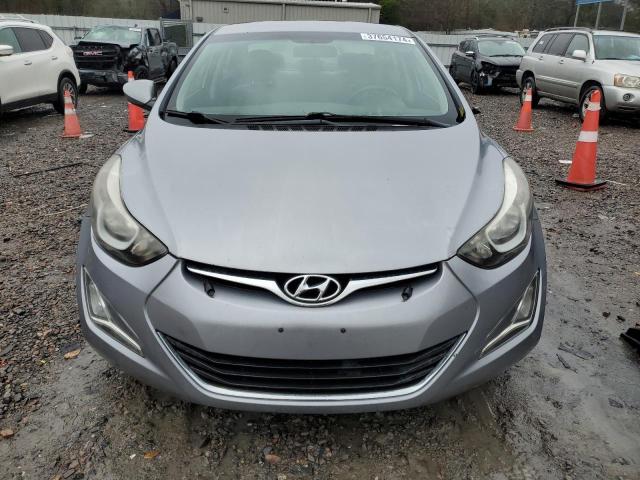 5NPDH4AE0GH689370 - 2016 HYUNDAI ELANTRA SE SILVER photo 5