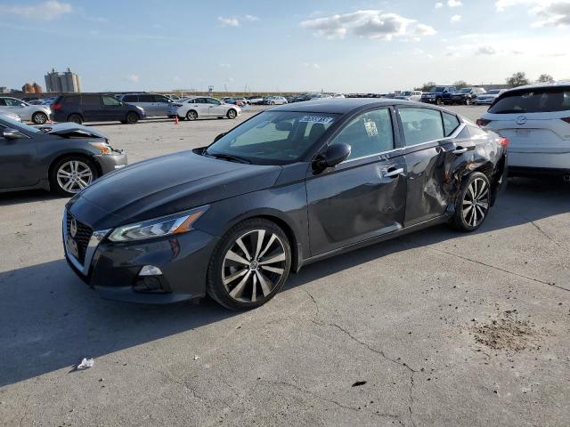 1N4BL4FV6LN304201 - 2020 NISSAN ALTIMA PLATINUM BLACK photo 1