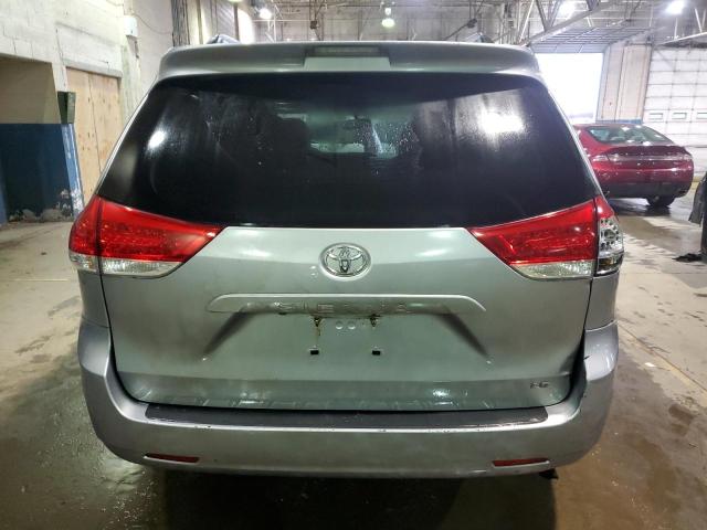 5TDKK3DC7DS377520 - 2013 TOYOTA SIENNA LE SILVER photo 6