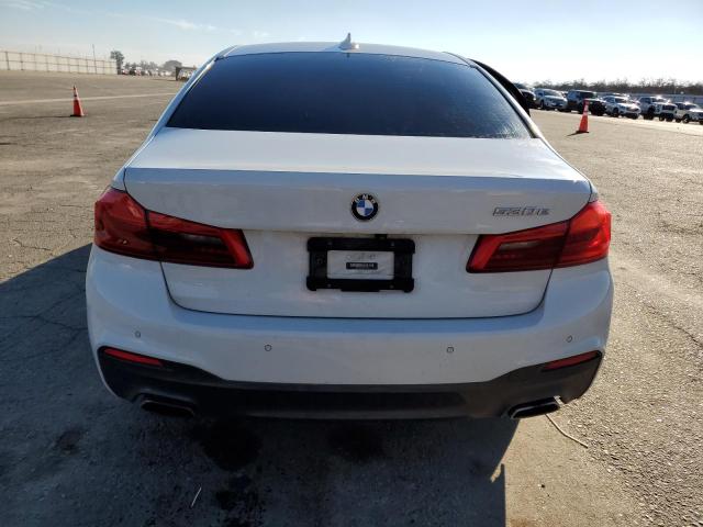 WBAJA9C58KB389634 - 2019 BMW 530E WHITE photo 6