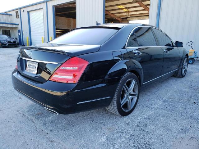 WDDNG7BB9BA401056 - 2011 MERCEDES-BENZ S 550 BLACK photo 3