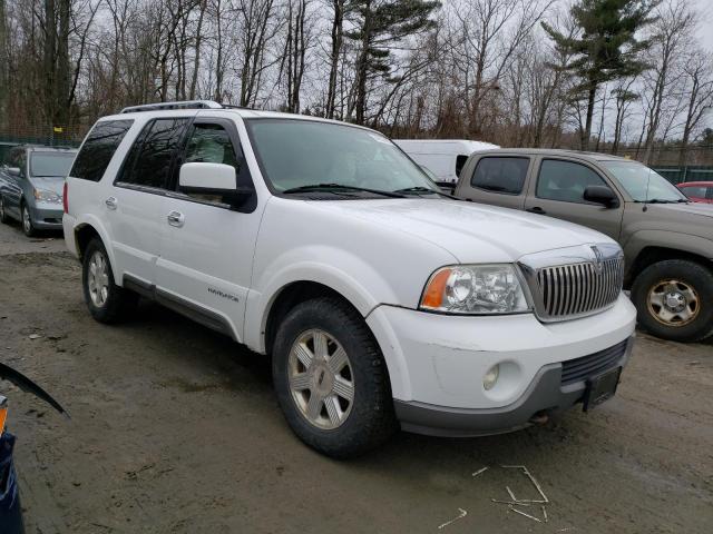 5LMFU28R84LJ40386 - 2004 LINCOLN NAVIGATOR WHITE photo 4