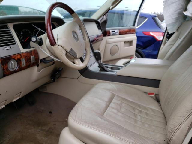 5LMFU28R84LJ40386 - 2004 LINCOLN NAVIGATOR 白色 照片 7