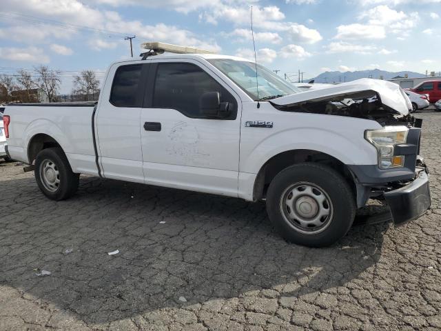 1FTEX1CPXFKE00032 - 2015 FORD F150 SUPER CAB WHITE photo 4