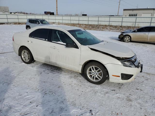 3FAHP0GA4CR395033 - 2012 FORD FUSION S WHITE photo 4