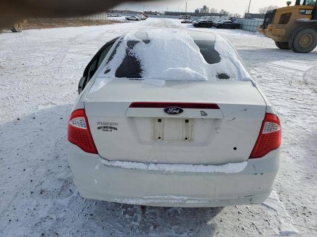 3FAHP0GA4CR395033 - 2012 FORD FUSION S WHITE photo 6