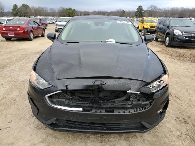 3FA6P0T92KR237873 - 2019 FORD FUSION SE BLACK photo 5