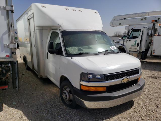 1GB3GTCG8H1130282 - 2017 CHEVROLET EXPRESS WHITE photo 4