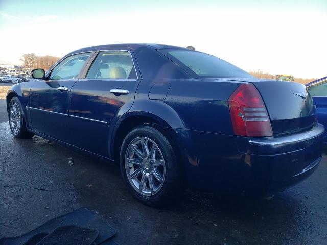 2C3JA63HX5H529078 - 2005 CHRYSLER 300C BLUE photo 2