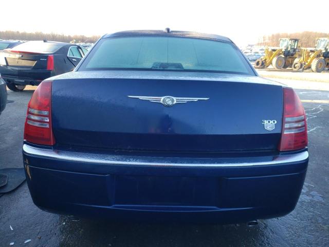 2C3JA63HX5H529078 - 2005 CHRYSLER 300C BLUE photo 6