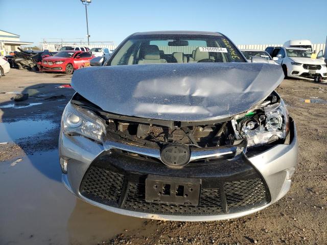 4T1BF1FK5HU673713 - 2017 TOYOTA CAMRY LE SILVER photo 5