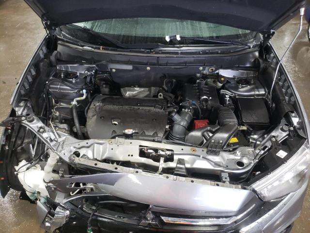 JA4AP4AU9KU021329 - 2019 MITSUBISHI OUTLANDER SE ვერცხლისფერი ფოტო 12