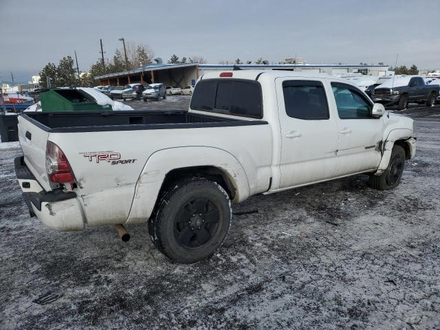 3TMMU4FN6CM048815 - 2012 TOYOTA TACOMA DOUBLE CAB LONG BED WHITE photo 3