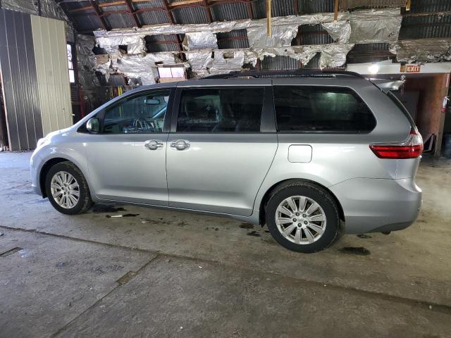 5TDDK3DC5FS099633 - 2015 TOYOTA SIENNA XLE SILVER photo 2