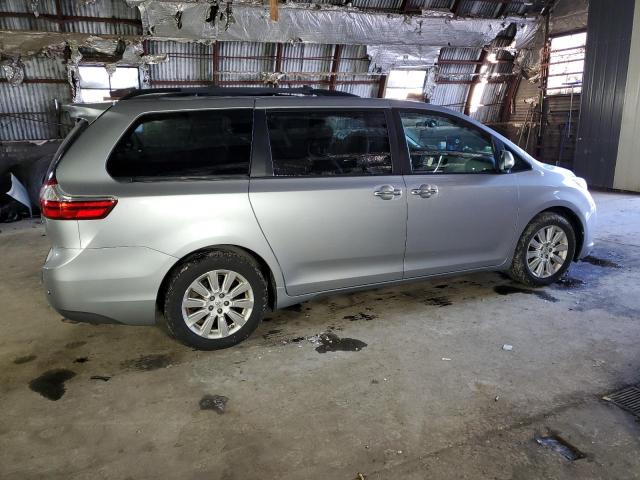 5TDDK3DC5FS099633 - 2015 TOYOTA SIENNA XLE SILVER photo 3