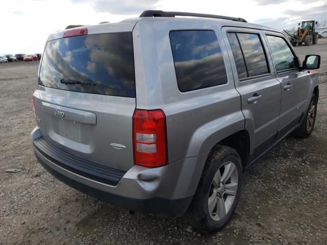 1C4NJRFB7GD524166 - 2016 JEEP PATRIOT LATITUDE SILVER photo 3