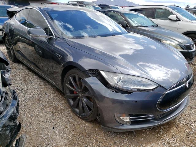 5YJSA1H29EFP66643 - 2014 TESLA MODEL S Grafit foto 4