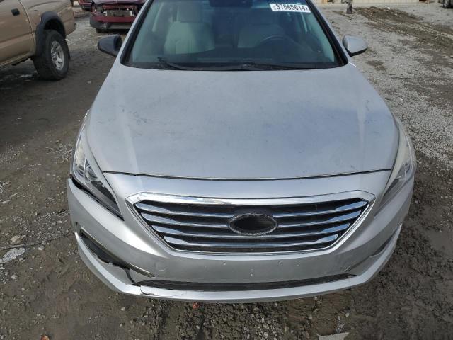 5NPE24AF9FH071106 - 2015 HYUNDAI SONATA SE SILVER photo 11