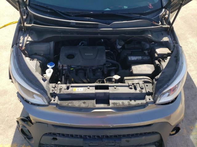 KNDJN2A25K7645934 - 2019 KIA SOUL GRAY photo 11