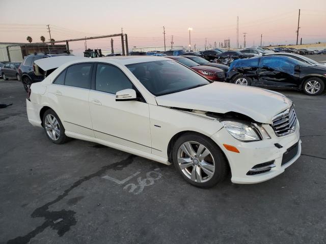 WDDHF2EB9CA591103 - 2012 MERCEDES-BENZ E 350 BLUETEC WHITE photo 4