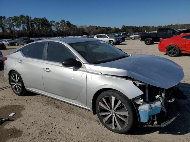 1N4BL4CV8LC126923 - 2020 NISSAN ALTIMA SR SILVER photo 4