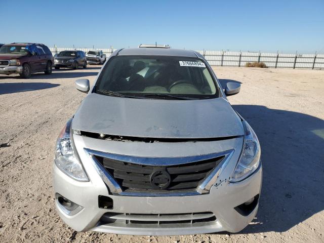 3N1CN7AP6HL904276 - 2017 NISSAN VERSA S SILVER photo 5