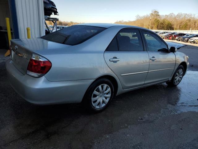 4T1BE32K85U013536 - 2005 TOYOTA CAMRY LE SILVER photo 3