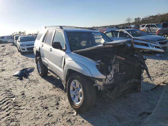 JTEBU14R650068379 - 2005 TOYOTA 4RUNNER SR5 SILVER photo 4