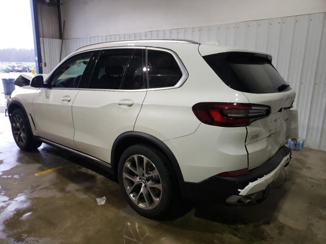 5UXCR6C0XP9P78845 - 2023 BMW X5 XDRIVE40I WHITE photo 2