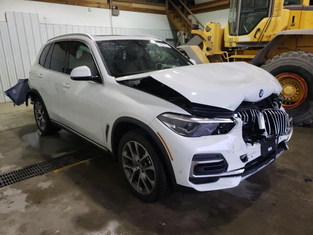 5UXCR6C0XP9P78845 - 2023 BMW X5 XDRIVE40I WHITE photo 4